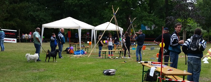 Hbf Schuler Betreuen Eine Station Bei Den Special Olympics Johann Joachim Becher Schule Speyer